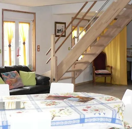 Vakantiehuis Des Chemins De Memoire 7 Rue D'en Carrefour