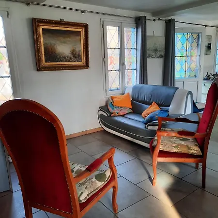 Des Chemins De Mémoire 7 Rue D'en Carrefour Casa vacanze *