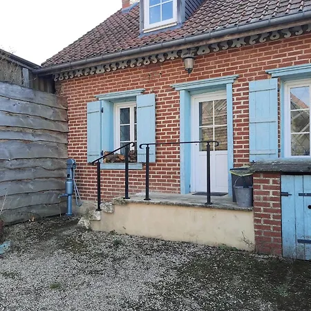 Des Chemins De Mémoire 7 Rue D'en Carrefour